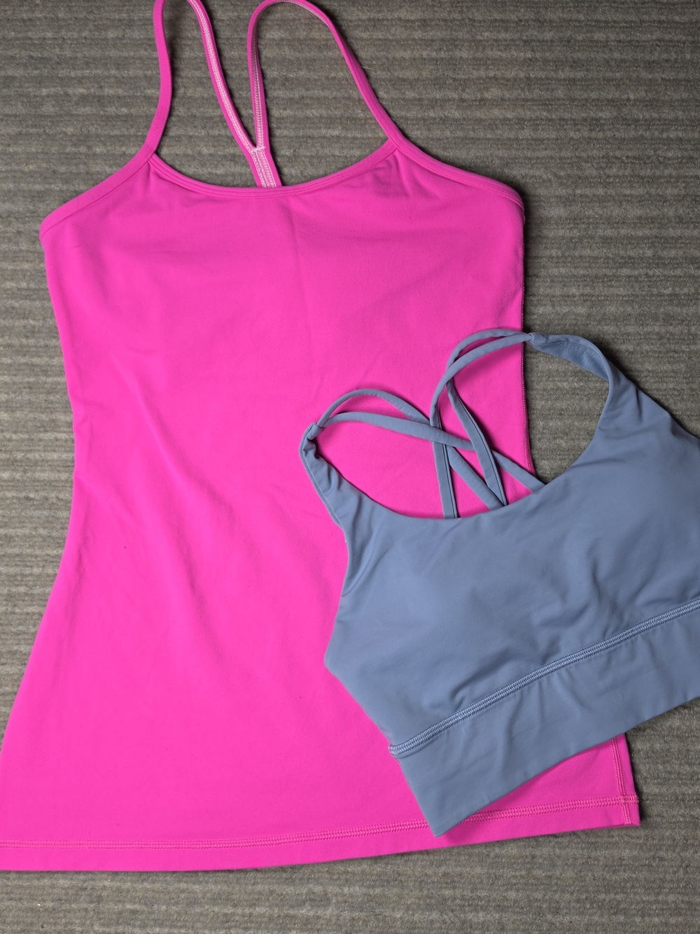 Lululemon Lot Of 2 Includes Pink Tank Top Sz 4-6? And Sports Bra Size 4